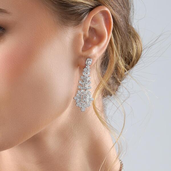 V-Shaped Zircon Silver Set image 2