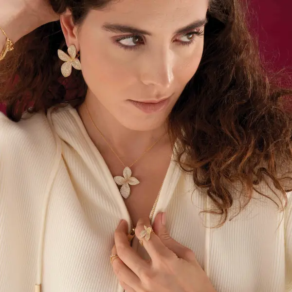عقد ياسمينة مرصع بالكريستال image 6