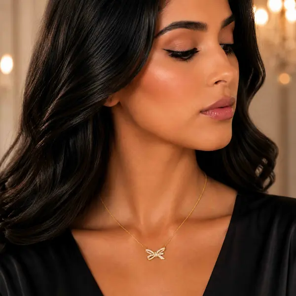 عقد الفيونكة الماسية الذهبي image 0