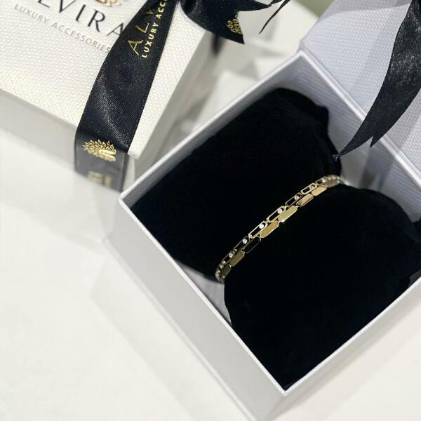 Alvira Gift Set image 2