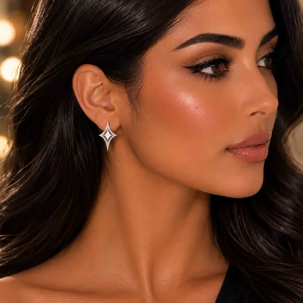 أقراط فضة نجمة مرصعة بالزركون image 0
