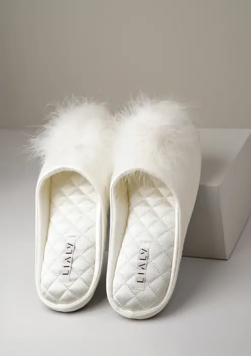 Slippers - Plume image 0