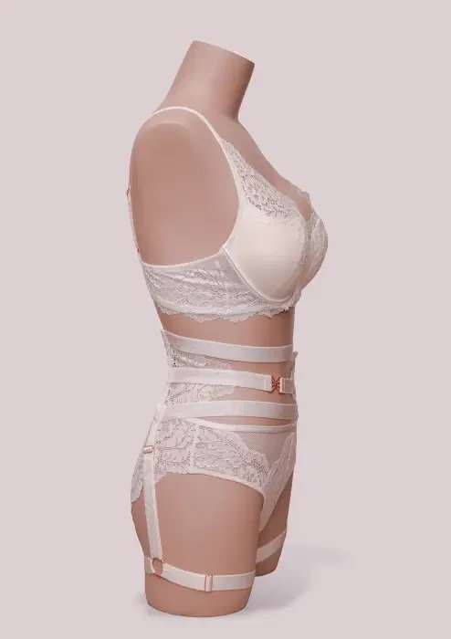 Lace & Brace image 1