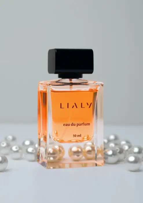 Lialy Perfume image 1