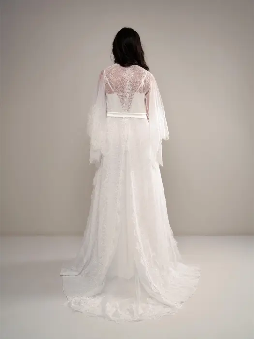 LACE QUEEN image 8