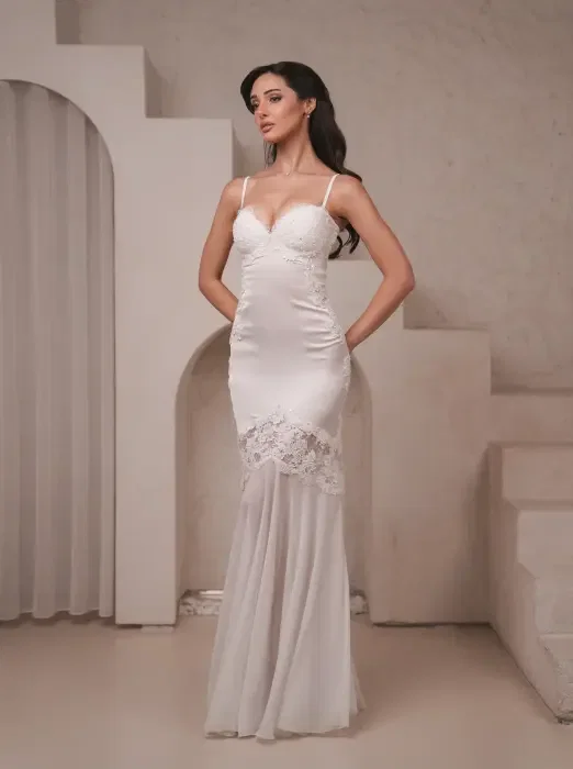 White Bouque image 11