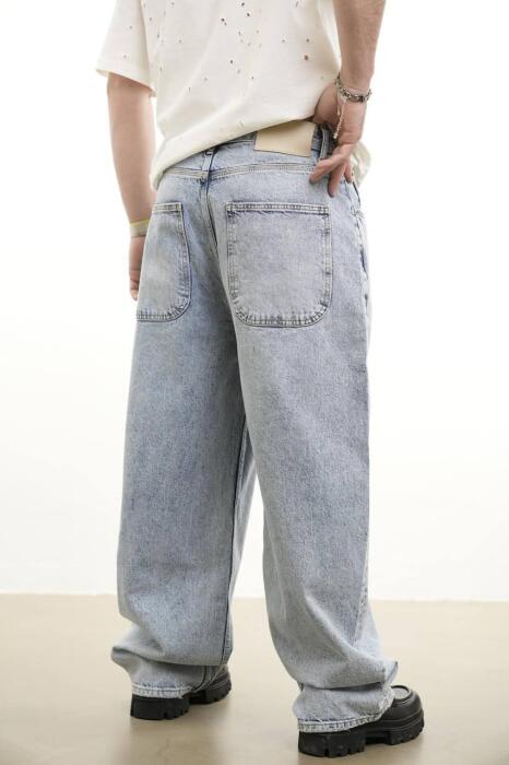 wide Leg Jeans image 2