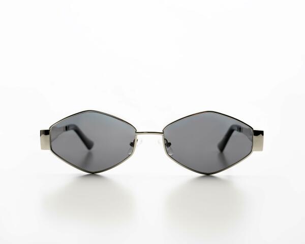 SILVER TRIANGLE image 0