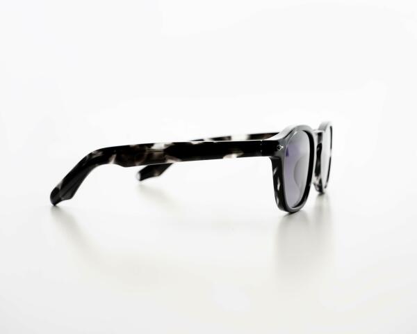 BOLD BLACK image 2