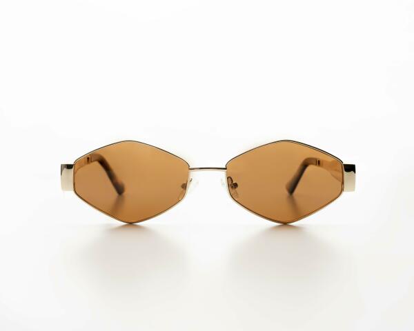GOLD TRIANGLE image 0