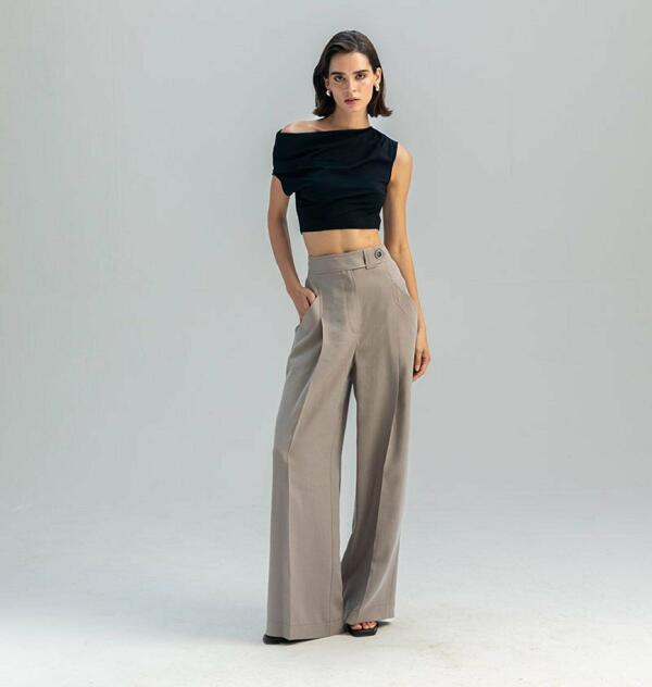 Women's 2-piece suit, featuring a distinctive front-facing jacket and high-waisted wide-leg pants, suitable for work and daily commuting image 12