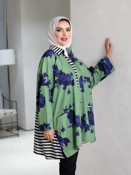 قميص بنقشة ورد - مشجر زيتي - FS image 1