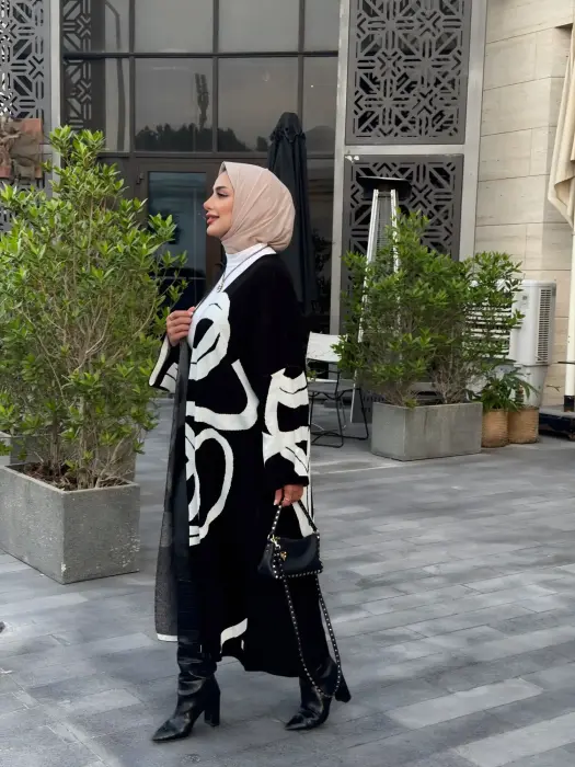 جاكيت شتوي من خام التريكو - اسود - FS image 2
