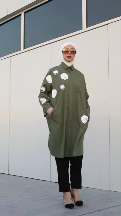 Shirt With Side Pockets image 1