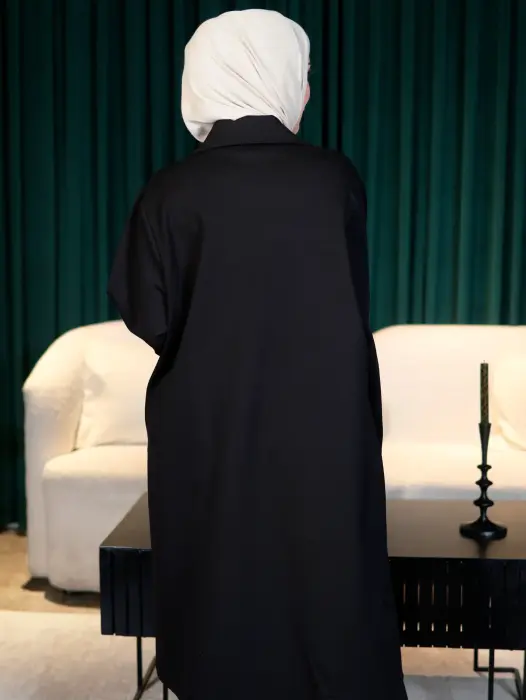 جاكيت طويل مع ورد بكرستال-اسود-fs image 3