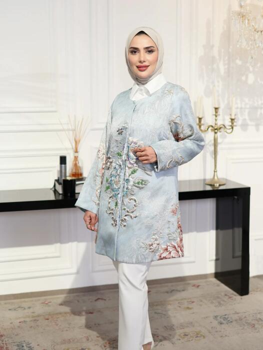Embroidered jacquard jacket image 1
