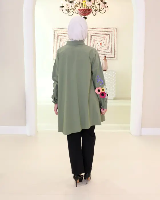 قميص قطني بكسرات انسيابية image 6