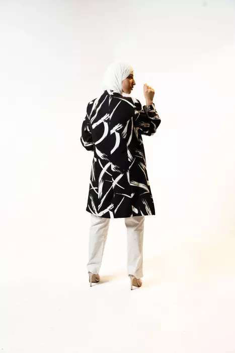 جاكيت كريب مشجر مع تطريز لامع image 1