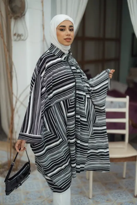 قميص طويل واسع وعصري image 6