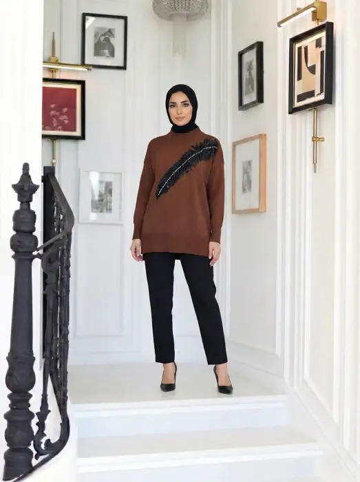 بلوزة من التريكو مع كرستال image 0