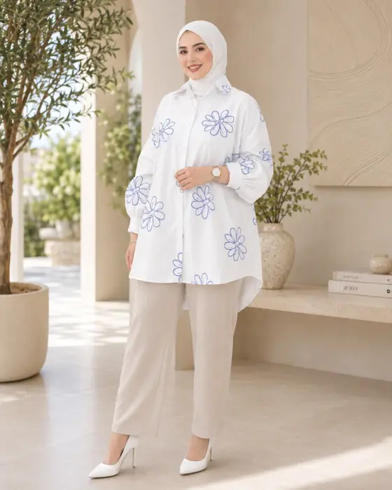 قميص بطباعة ورود image 4