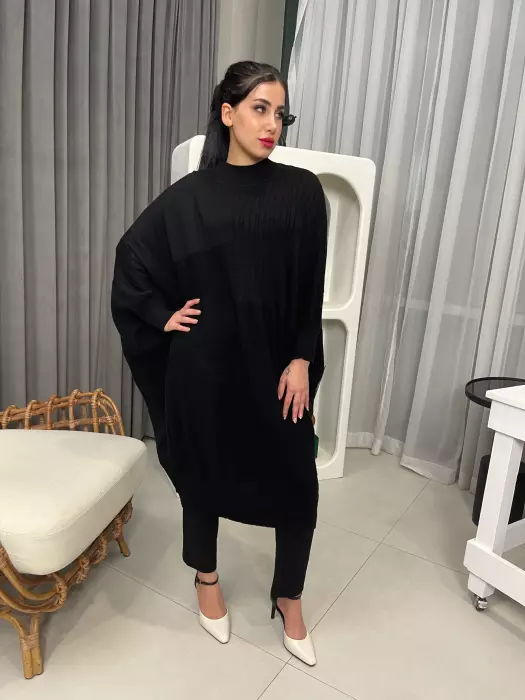 Elegant Knitted Blouse image 0
