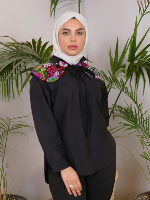 Trendy shirt with scarf image 2