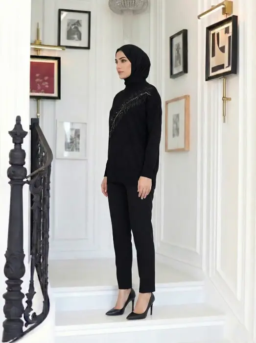 بلوزة من التريكو مع كرستال image 4
