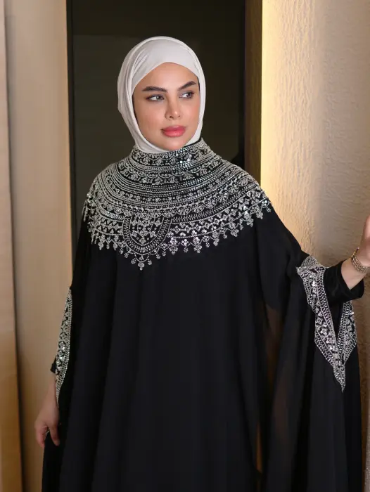 فستان مزين بشك image 3