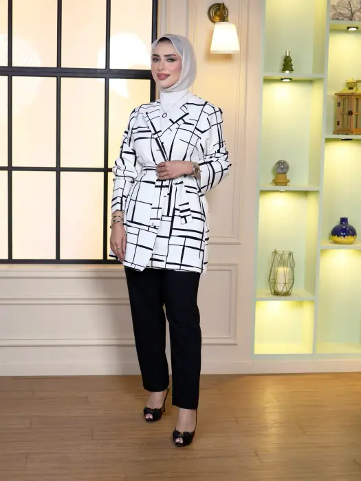 جاكيت من الكريب الفاخر image 0