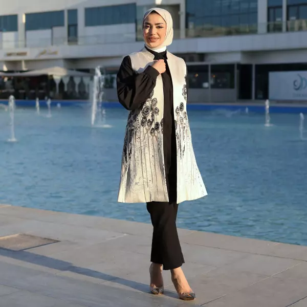 Modern Jacquard Gilet image 4