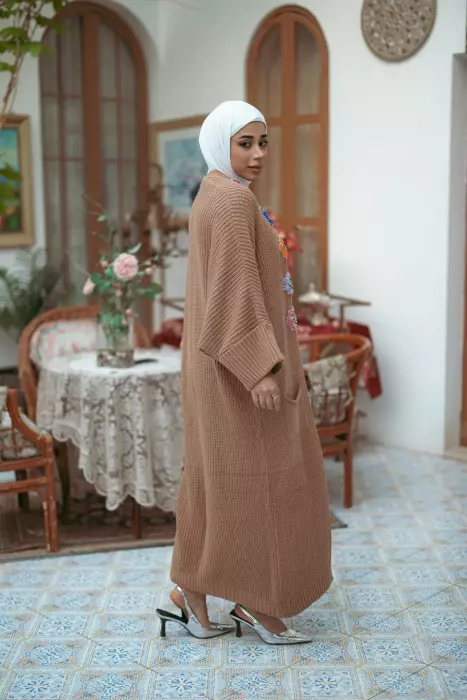 جاكيت شتوي من التريكو المميز - بيج - FS image 2