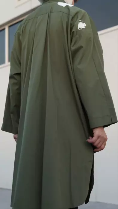Shirt With Side Pockets image 3
