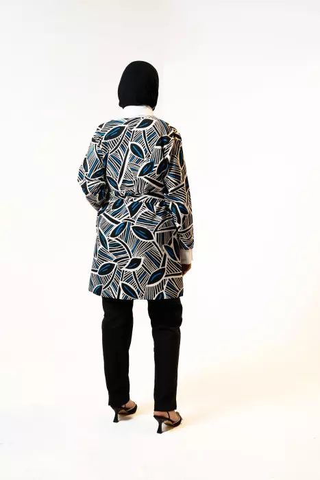 Crepe Jacket image 2