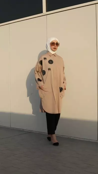 Shirt With Side Pockets image 4