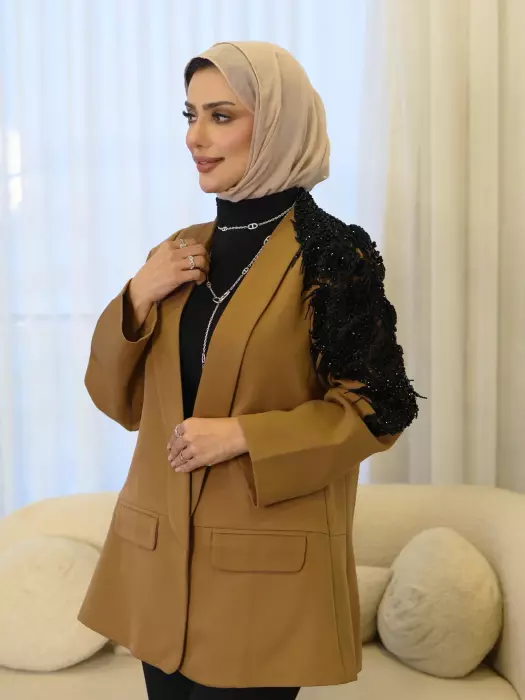 Crepe jacket with lace image 1