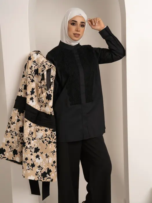 Cotton Shirt With Lace image 1