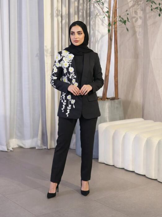 جاكيت بليزر مطرزة بورد - اسود - 3 image 0