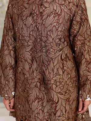 Jacket made of guipure lace image 7