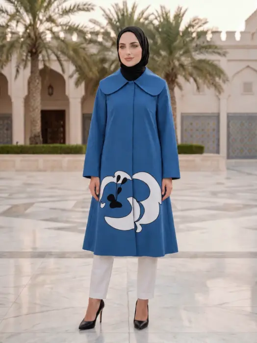 Long jacket with a wide collar image 6