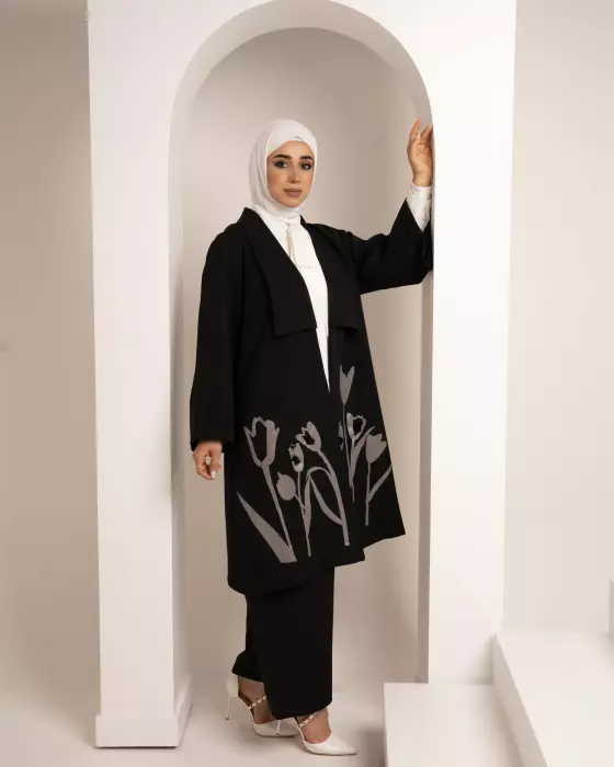 جاكيت بطباعة وشك - اسود - 2 image 0