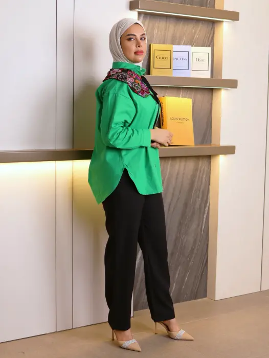 Trendy shirt with scarf image 4