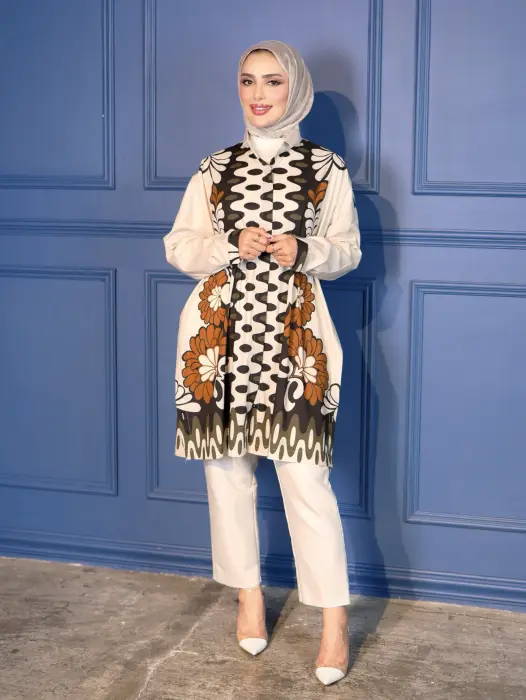 قميص بياقة صغيرة - بيج فاتح - FS image 0