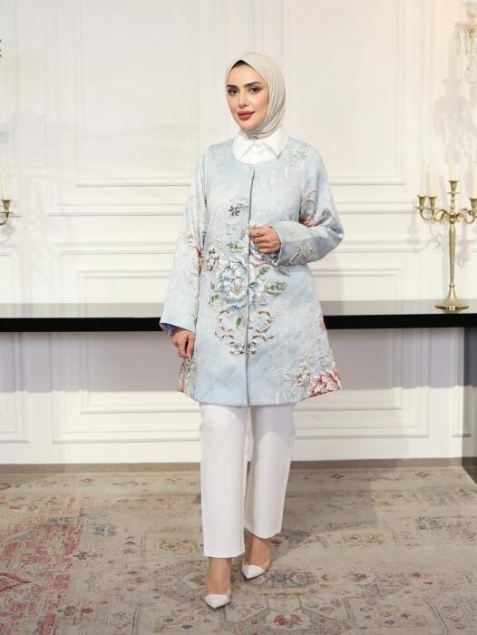 Embroidered jacquard jacket image 0
