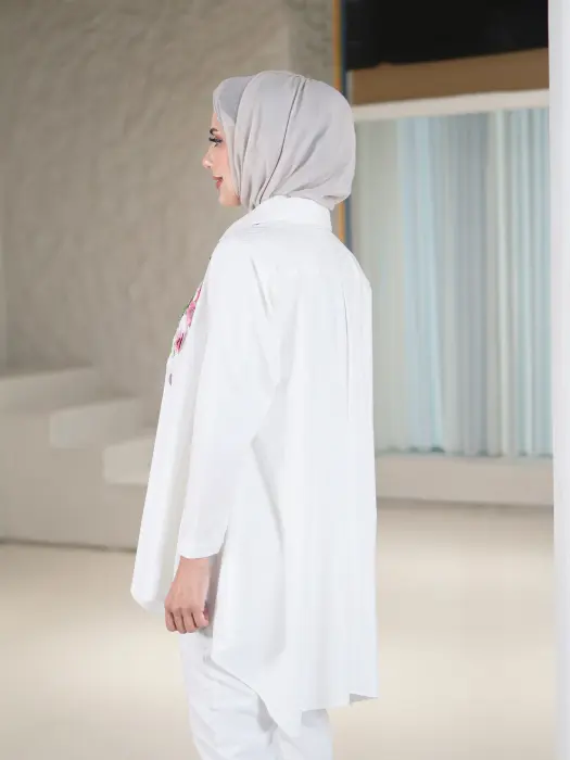 قميص قطني نسائي مع ورد-ابيض-5 image 2