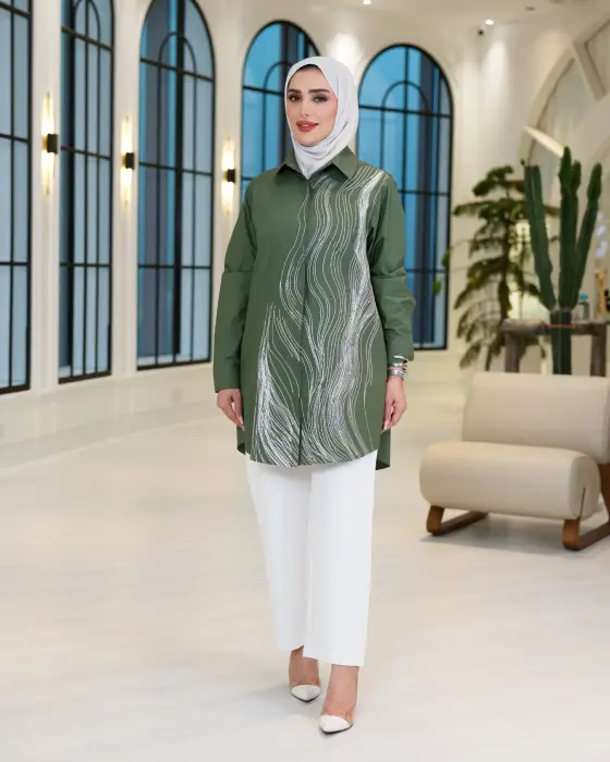 قميص بخطوط انسيابية-زيتي-4 image 0