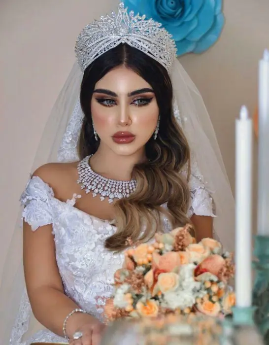 14-39 - تاج image 2