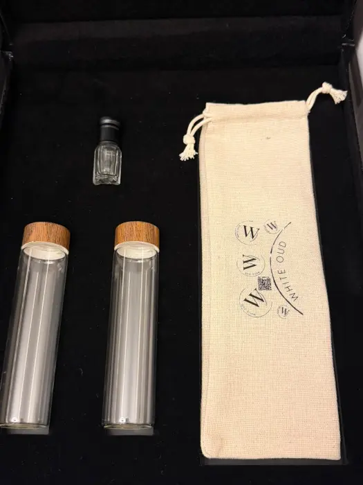 WHITE OUD SIGNATURE Luxury Gift Collection image 1