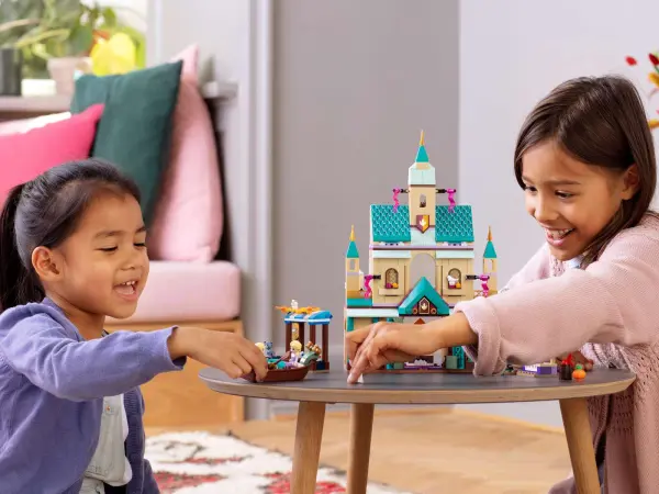 LEGO®  Disney Frozen - Arendelle Castle Village image 3