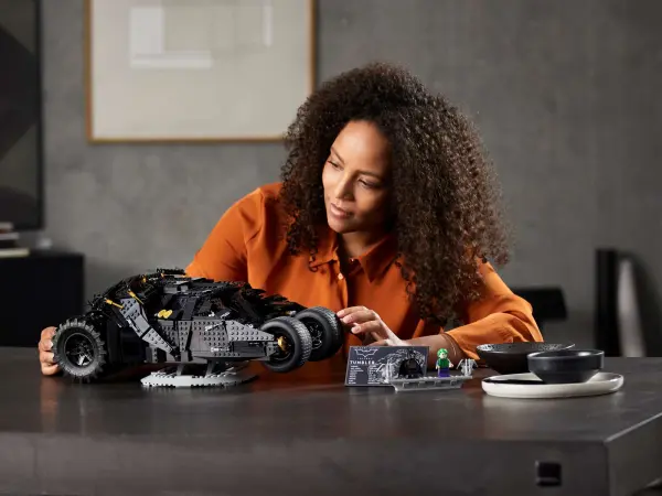 LEGO - Batmobile Tumbler image 4